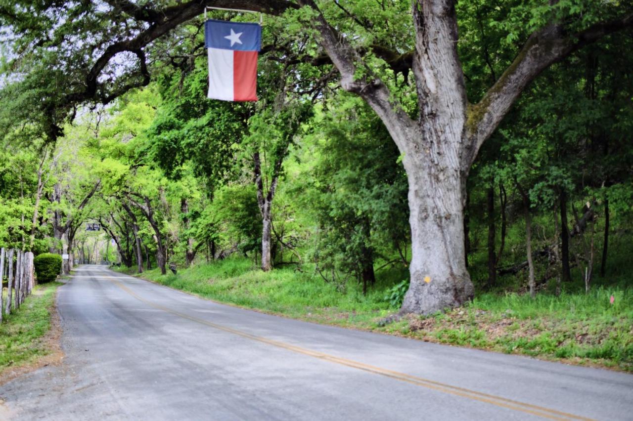 Son'S Guadalupe Glamping Tents - Adorable Riverside Glamping Tents Perfect A Family Getaway! New Braunfels Esterno foto