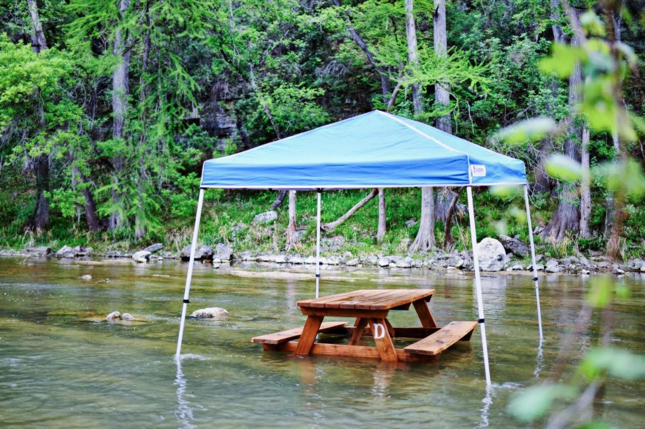 Son'S Guadalupe Glamping Tents - Adorable Riverside Glamping Tents Perfect A Family Getaway! New Braunfels Esterno foto