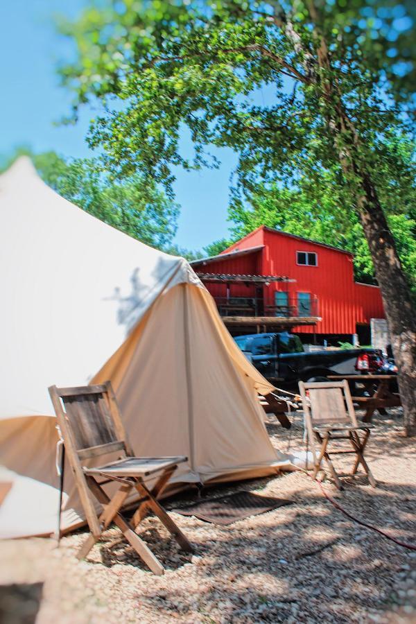 Son'S Guadalupe Glamping Tents - Adorable Riverside Glamping Tents Perfect A Family Getaway! New Braunfels Esterno foto